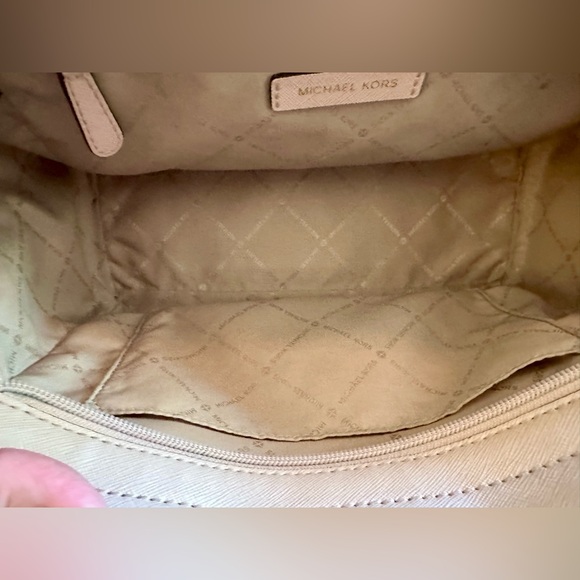 Michael Kors Bags Small Sheila Center Zip Satchel Crossbody Bag | Gold/Pink - Picture 14 of 15